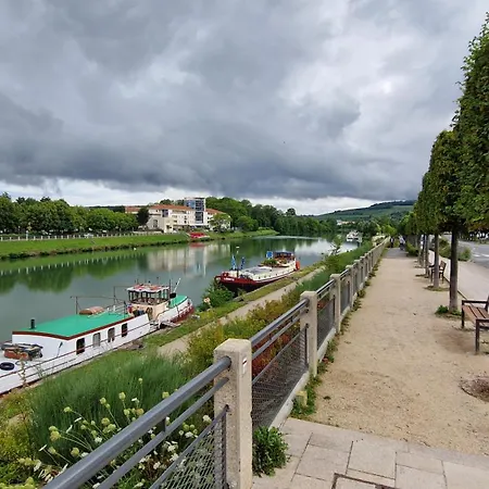 Le Rossignol * Chateau-Thierry