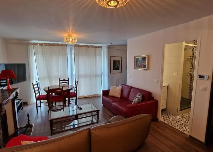 Le Rossignol شقة *